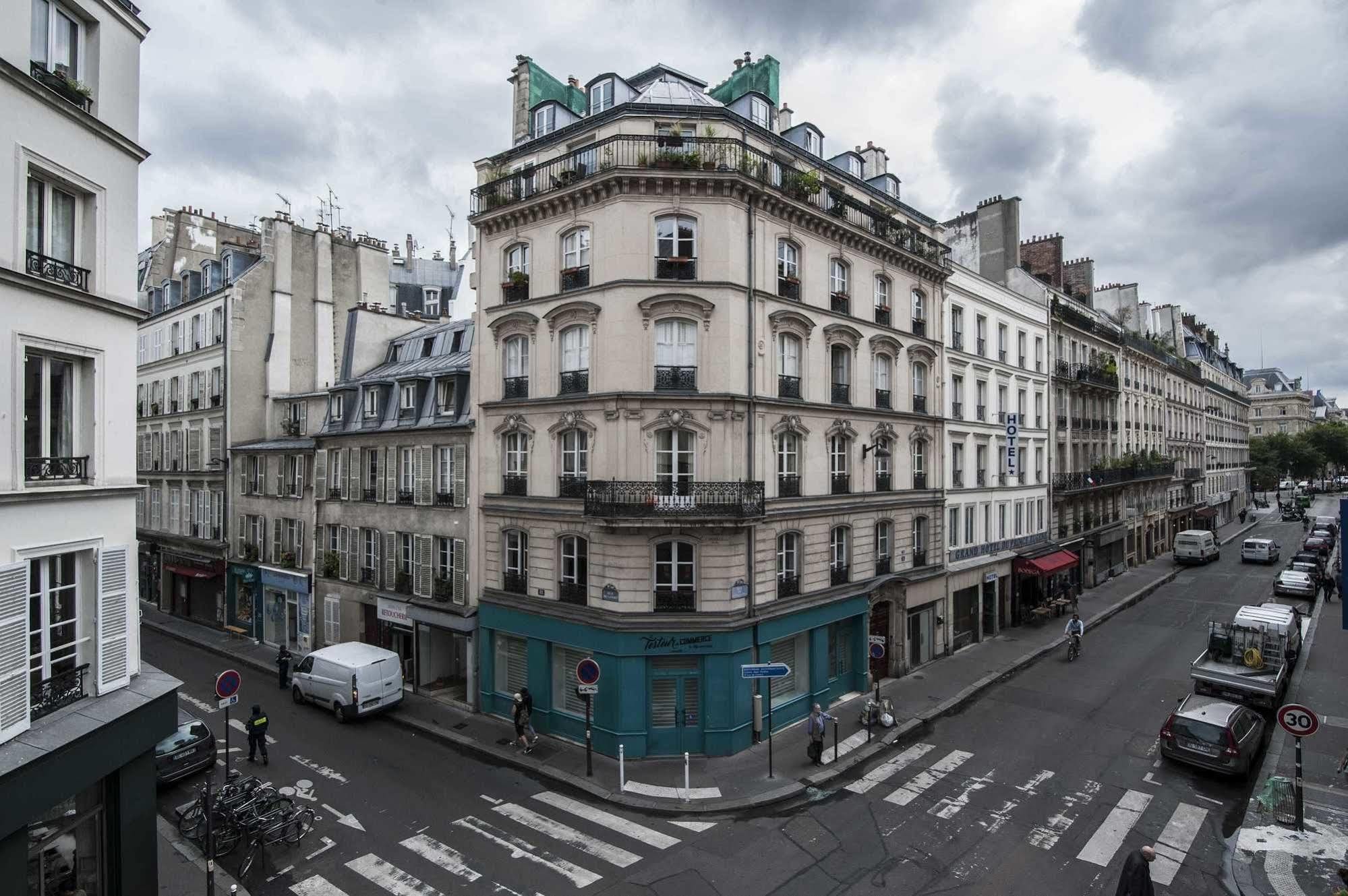 Hotel Des 3 Nations París Exterior foto